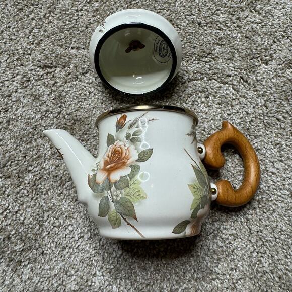 Mackenzie Childs Vintage NWT 1995 Camp Rose Teapot - Picture 3 of 6